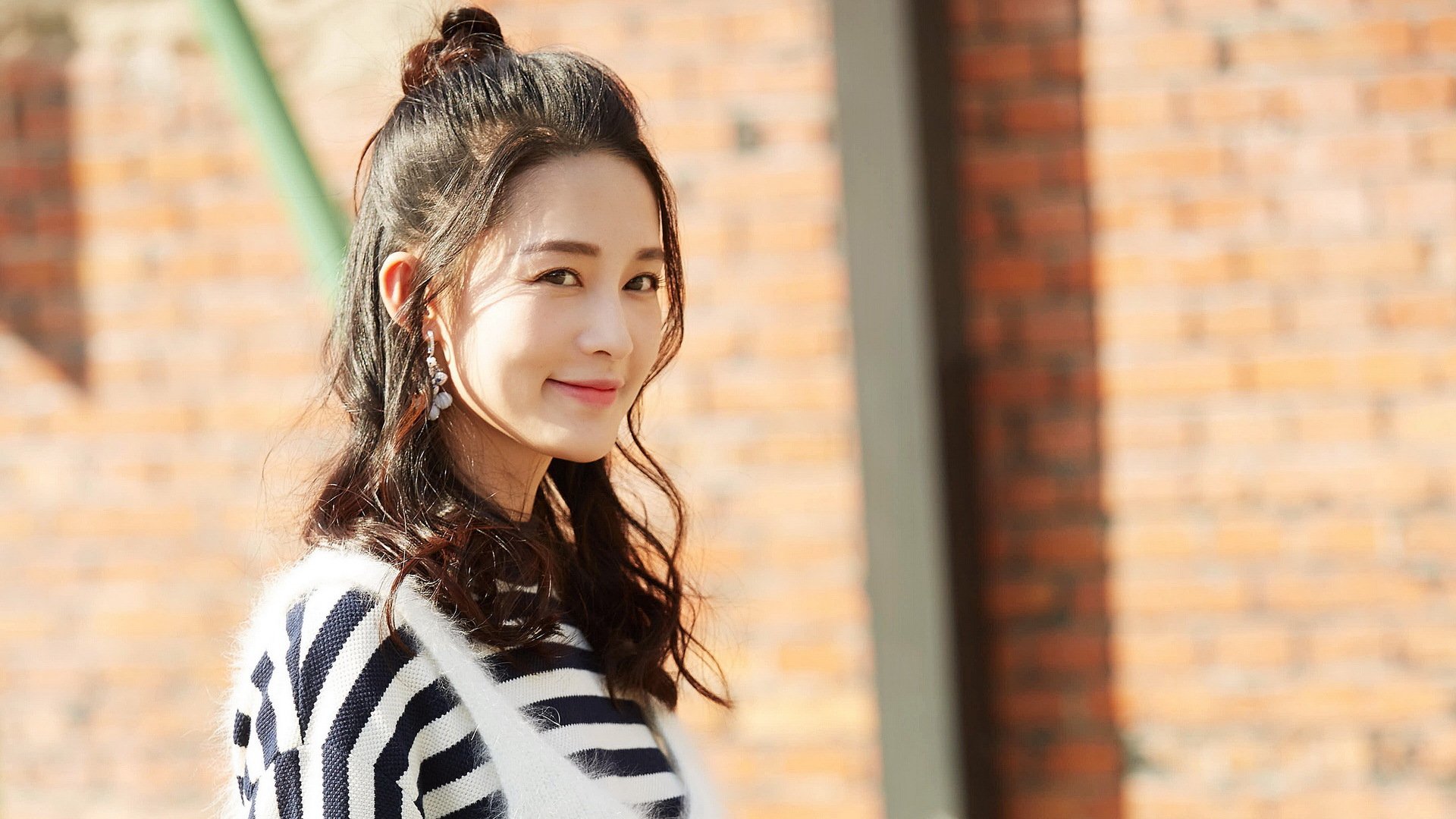 爱游戏下载-球场外的人生态度：成功球员的职业生活，球场上的职业