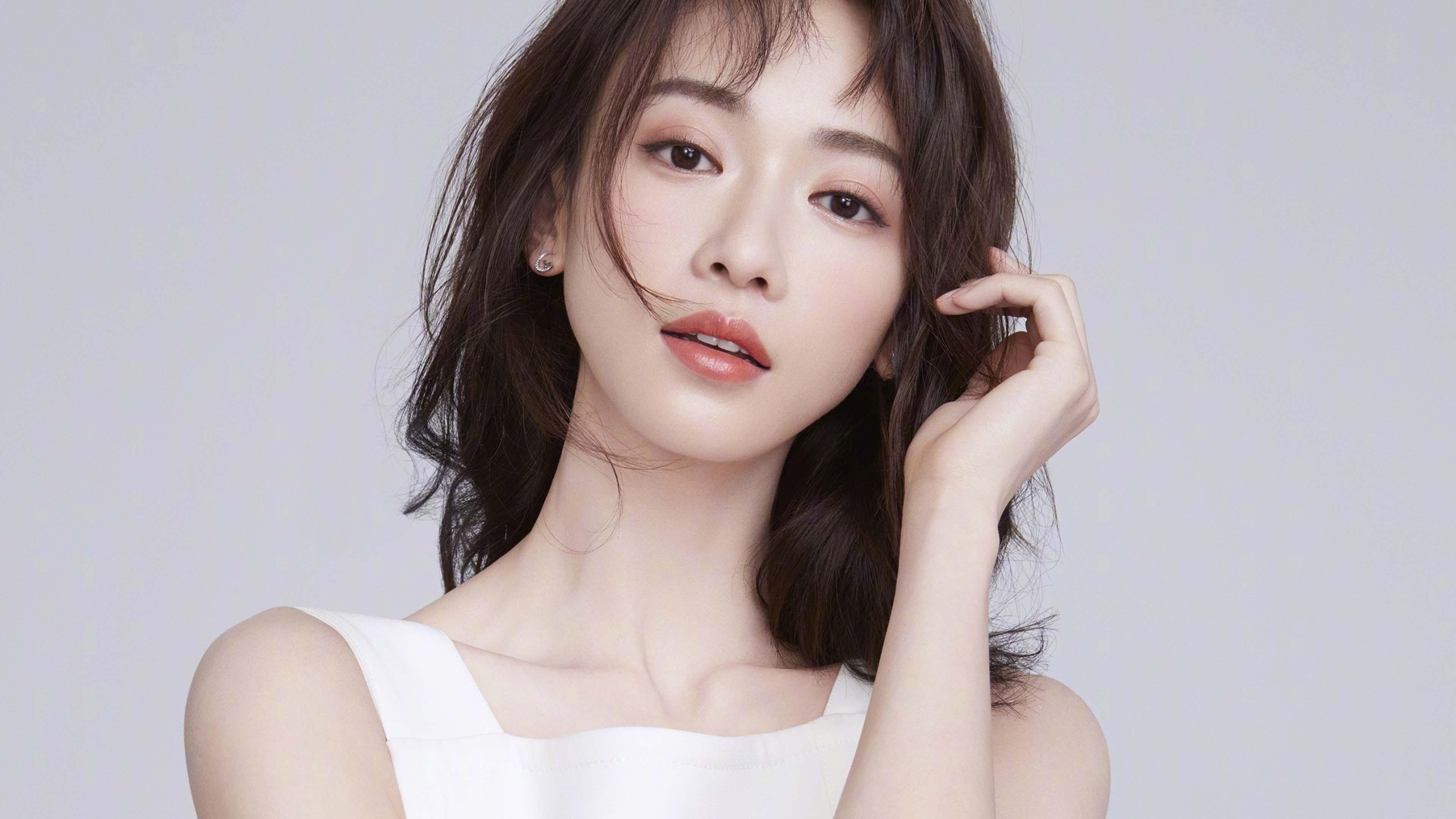 爱游戏体育APP下载-防守阻击：李磊盖帽4次，均在关键时刻出现！