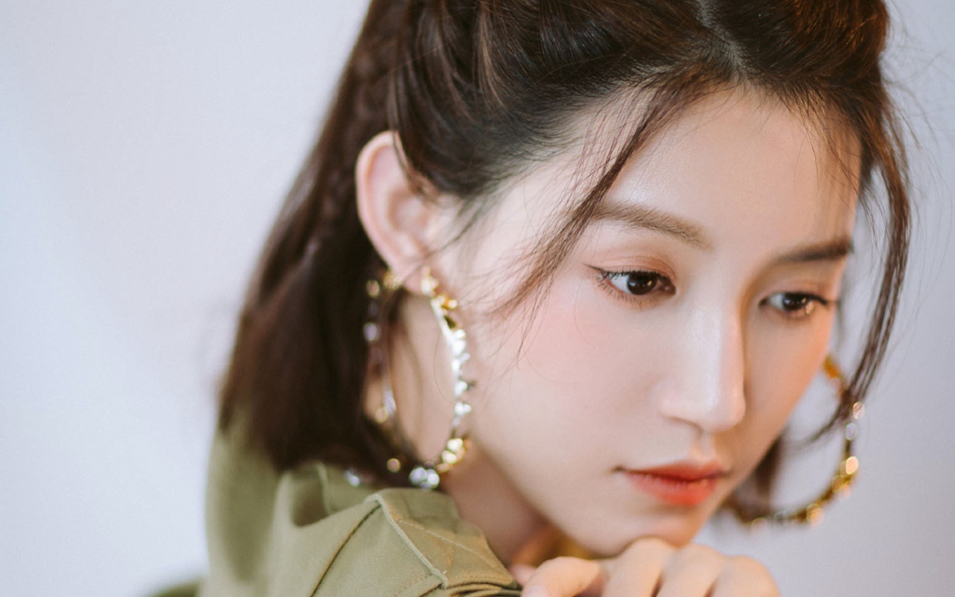 AYX SPORTS-T1教练组战术创新引关注，t1战队主教练