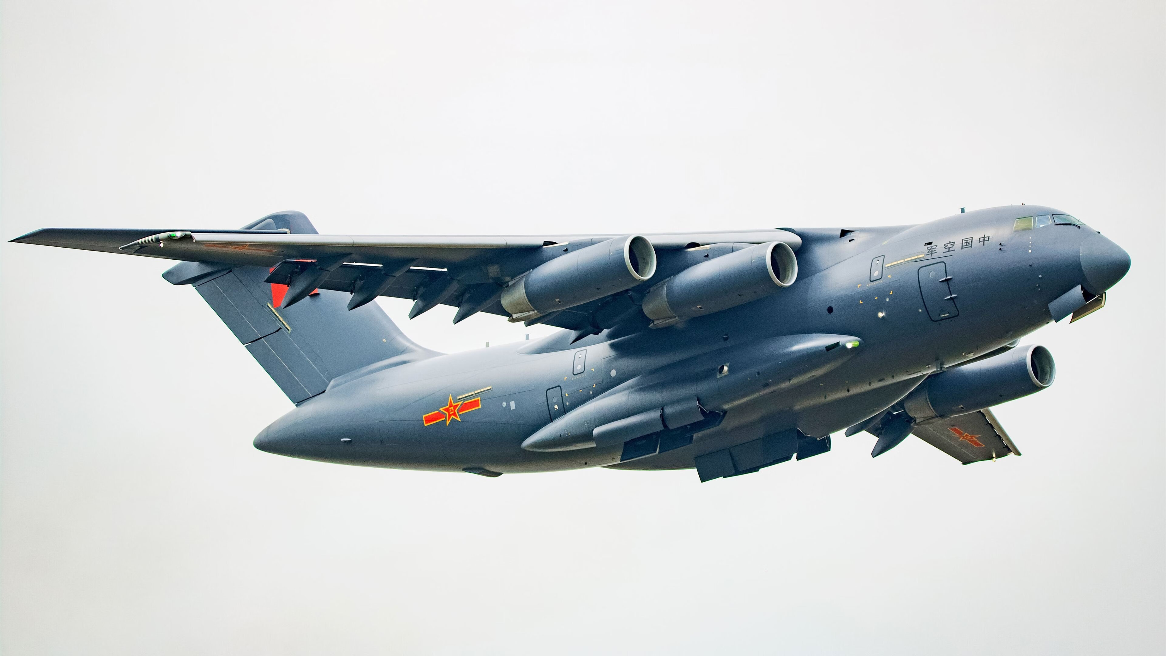 中国足球职业俱乐部球队战术调整灵活多样,中国的职业足球队