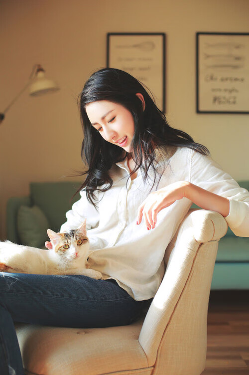 爱游戏在线登录入口-乌干达男篮在非洲预赛中拼搏不断，迈向人生新巅峰，乌干达篮球比赛